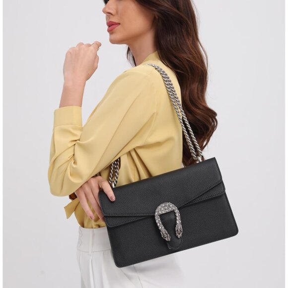 Elegant Red Leather Shoulder Bag with Adjustable Strap – Stylish Women's Purse - Picture 7 of 9